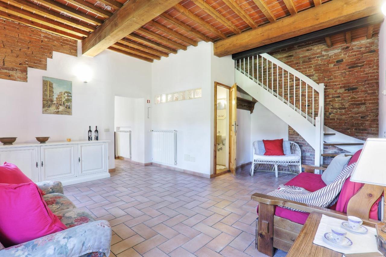 Villa Borgo di Alica Palaia Esterno foto